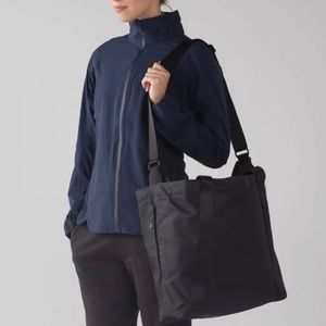 Lululemon Carry the Day bag